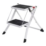 Klaptrede Met 2 Treden, Trapladder, Ladder, 20 Cm Brede Treden, Antislip Rubberen Mat, Met Handvat, Belastbaar Tot 150 Kg, Gemaakt Van Staal, Gecertificeerd Door Tüv Gs, Wit-Zwart