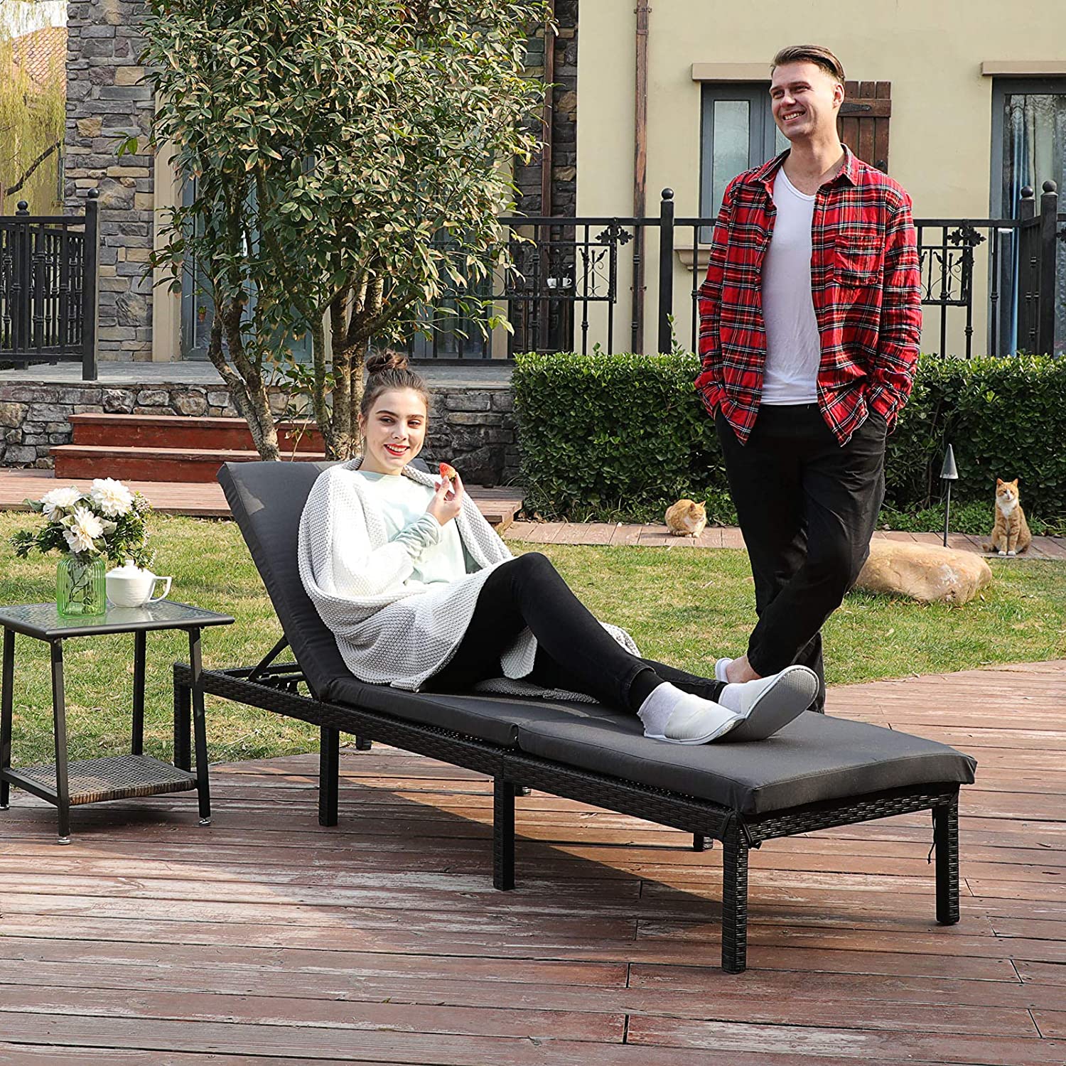 2-in-1 campingstoel, opvouwbare relaxstoel, ligstoel met bekerhouder 2-in-1 campingstoel, opvouwbare relaxstoel, ligstoel met bekerhouder
