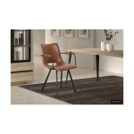 Eetkamerstoel 'Assisi' met armsteun PU Cognac, Poten metaal en bekleding PU vintage