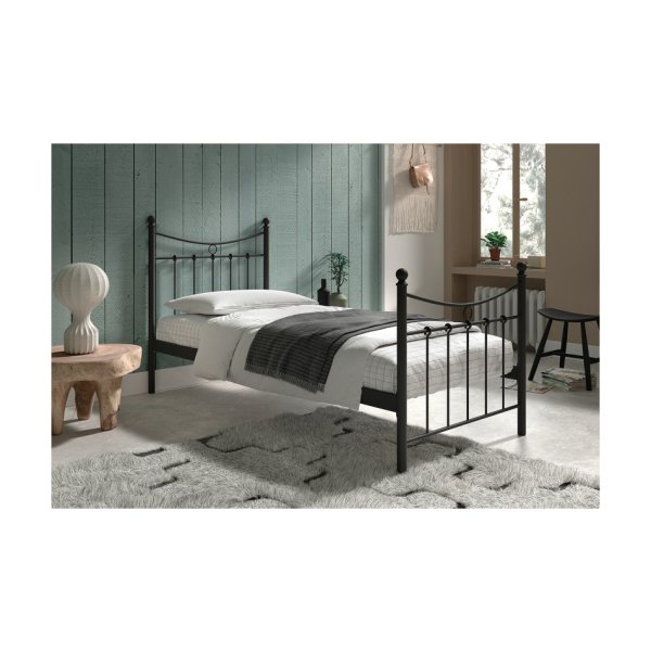 Bed 'Sacha' 90x200 met lattenbodem Zwart, Structuur metaal, met lattenbodem